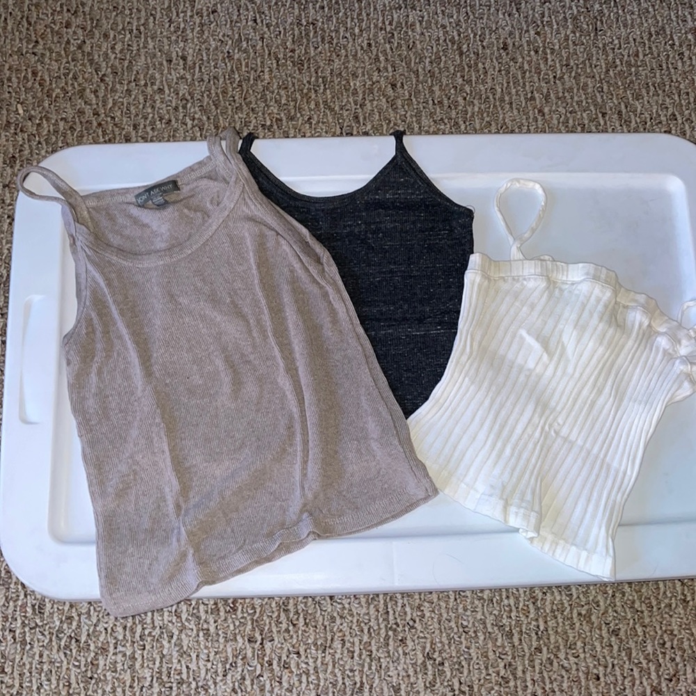Size Small Tank Top Bundle